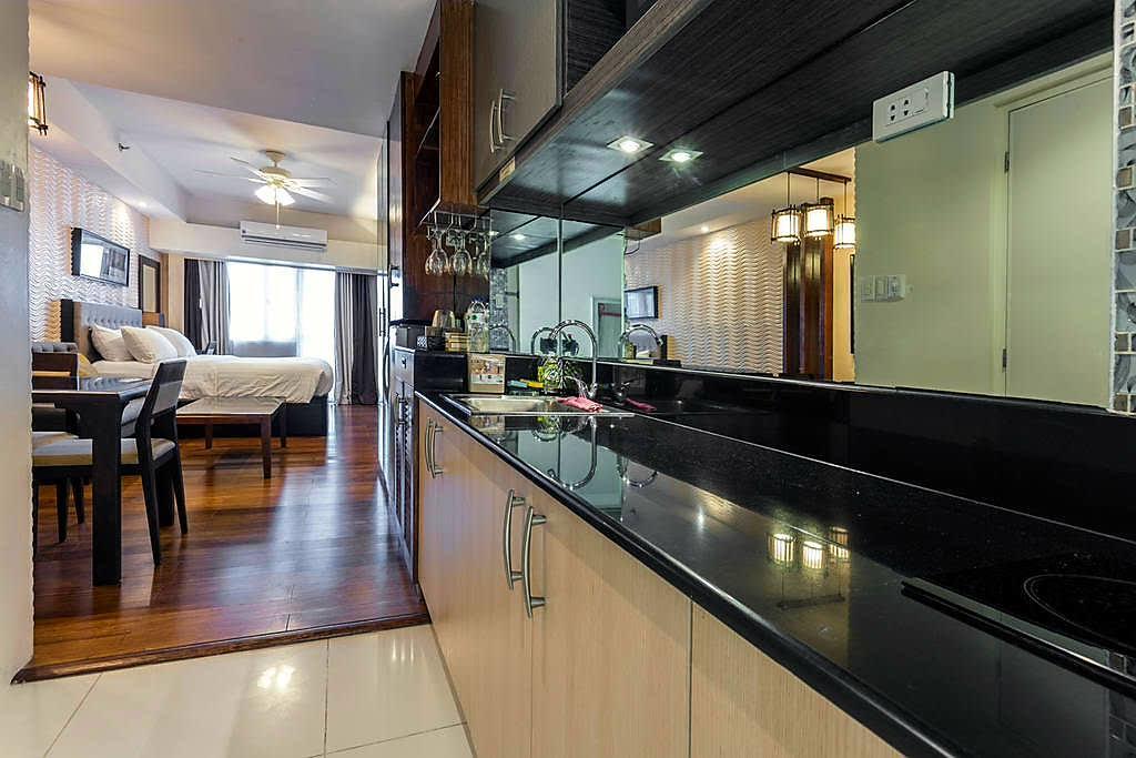 Relaxing Wind Apartment Tagaytay City Exterior foto